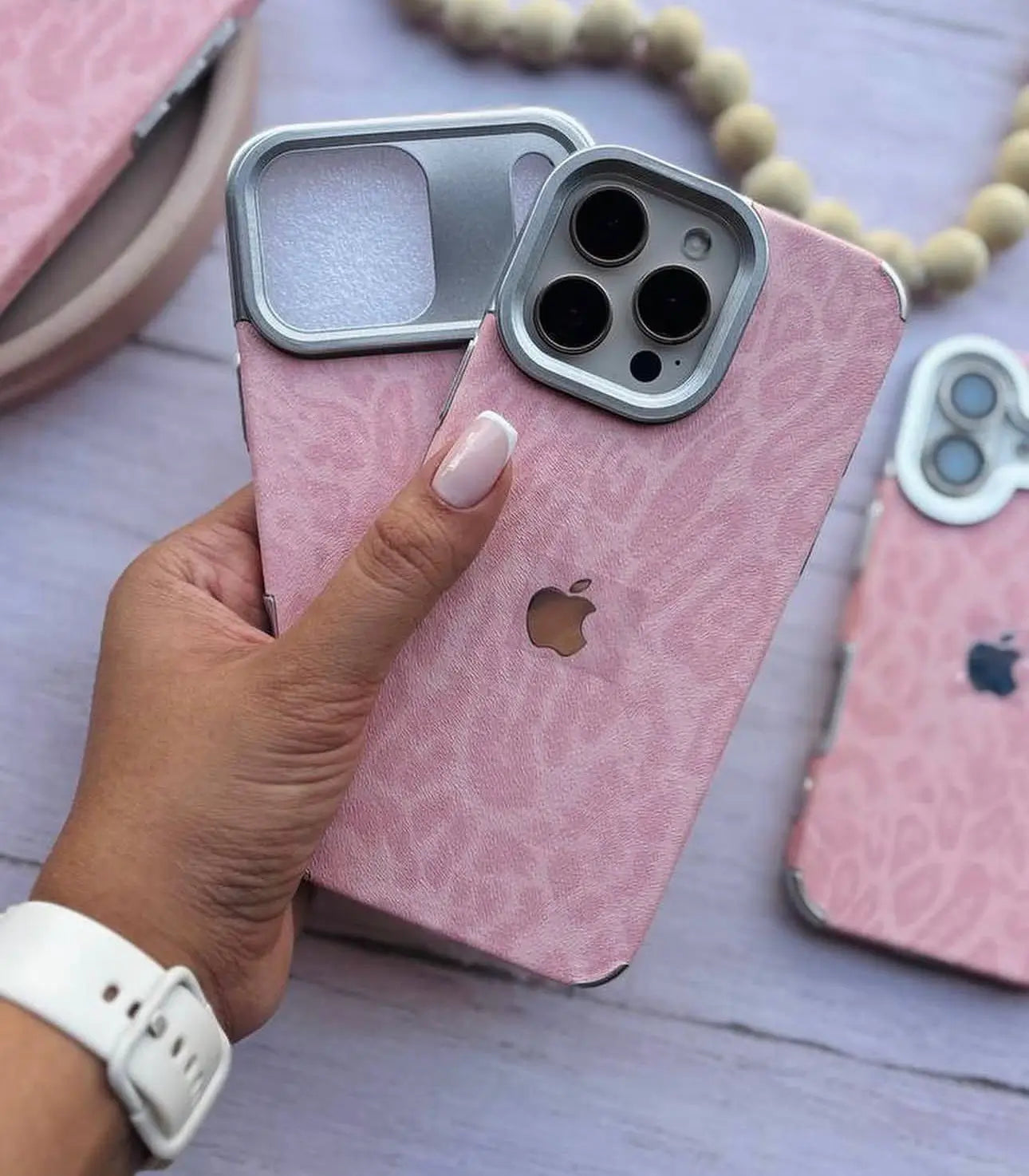 New Leopard Luxe Case With Apple Logo